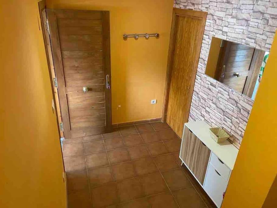 Adosado En Villanua Con Wifi Exterior photo